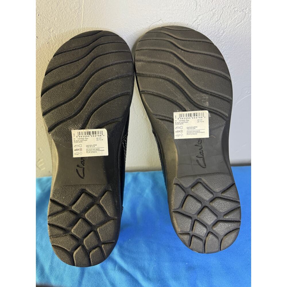 Clarks Women's Carleigh Ray side-zip shoes in Black - 7 1/2 M - Picture 2 of 5